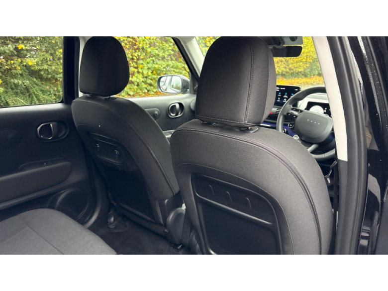 Hyundai INSTER 85kW 02 49kWh 5dr Auto Electric Hatchback